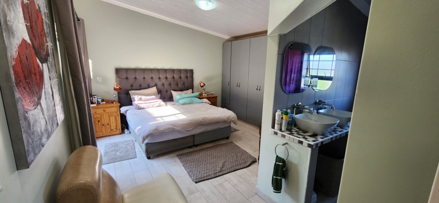 4 Bedroom Property for Sale in Dana Bay Western Cape